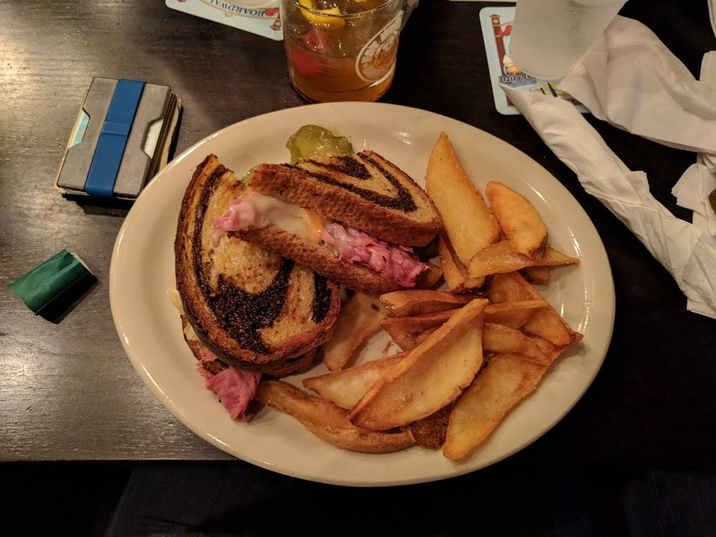 Hooligans Irish Pub | restaurant | 421 Co Rd 215, Put-In-Bay, OH 43456, USA | 4192858000 OR +1 419-285-8000