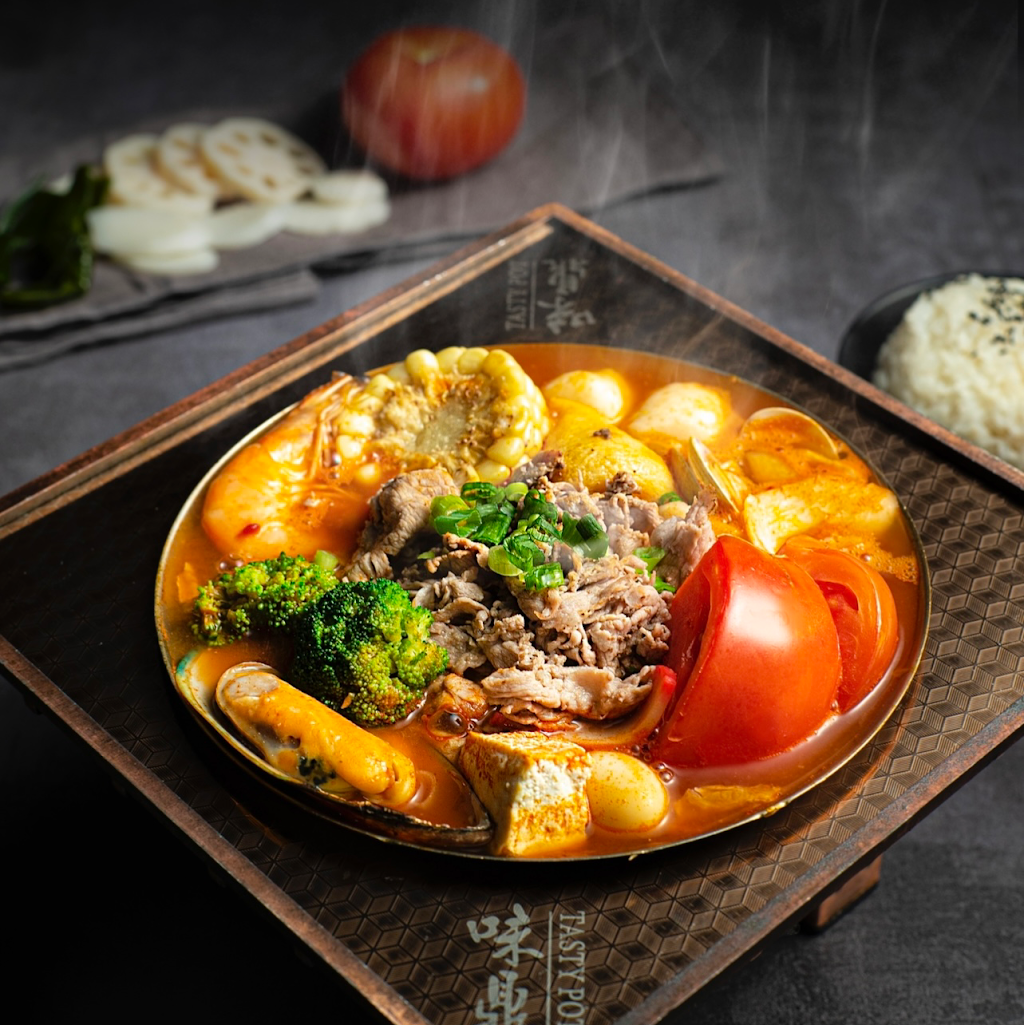 Tasty Pot | restaurant | 4509 University Way NE, Seattle, WA 98105, USA | 2063973746 OR +1 206-397-3746