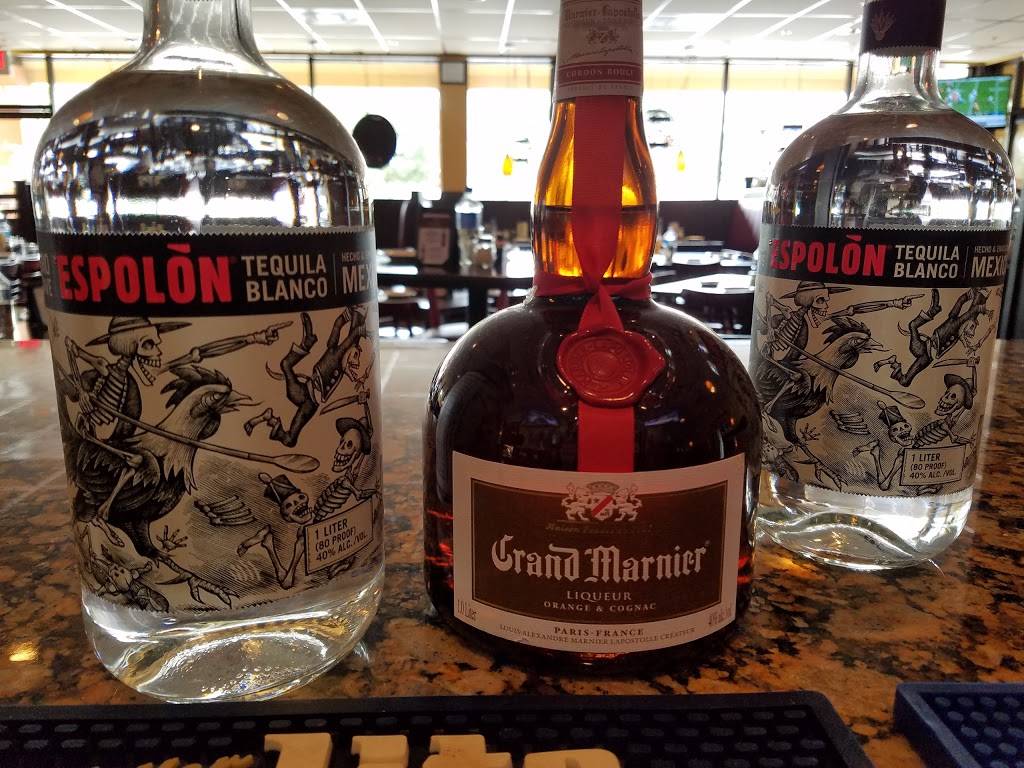 Giuseppes Italian Restaurant | restaurant | 6390 W Indiantown Rd, Jupiter, FL 33458, USA | 5617432330 OR +1 561-743-2330