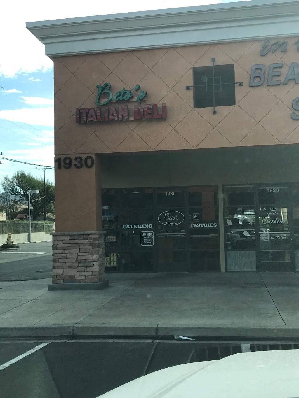Betos Italian Deli | restaurant | 1930 Erringer Rd, Simi Valley, CA 93065, USA | 8056380199 OR +1 805-638-0199