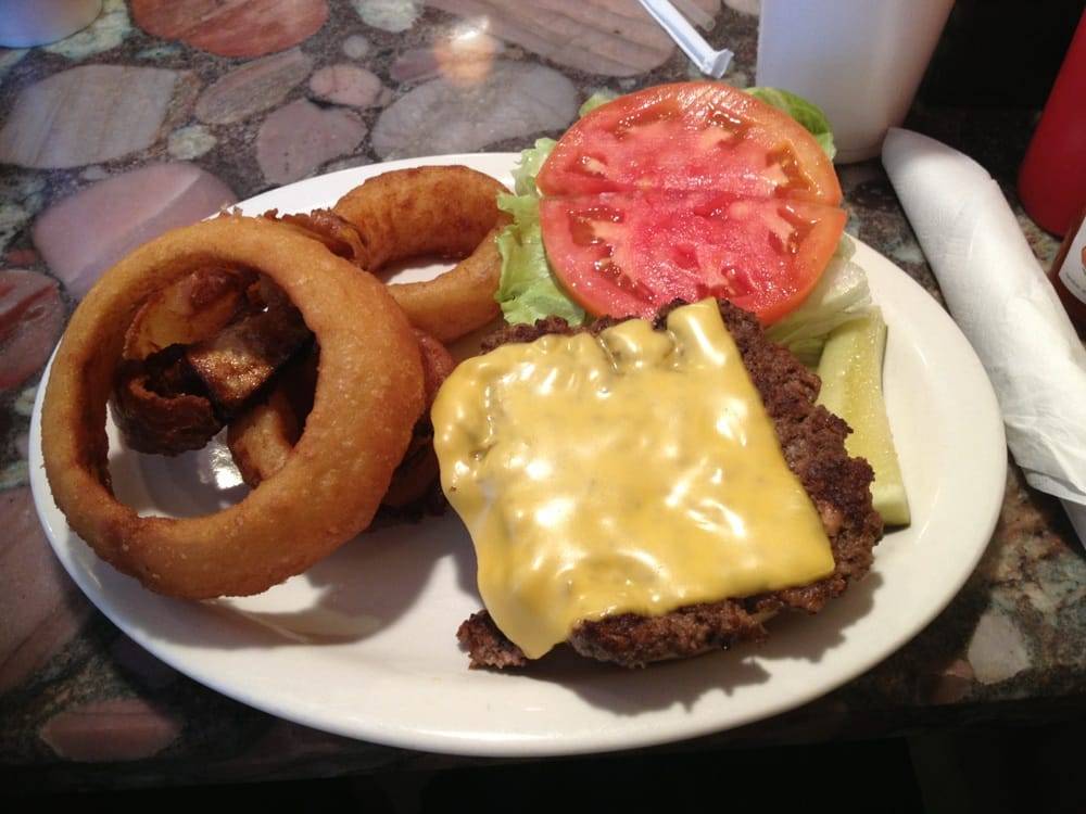 Denise Bakery and Deli | restaurant | 25901 Frederick Rd, Clarksburg, MD 20871, USA | 3016074596 OR +1 301-607-4596