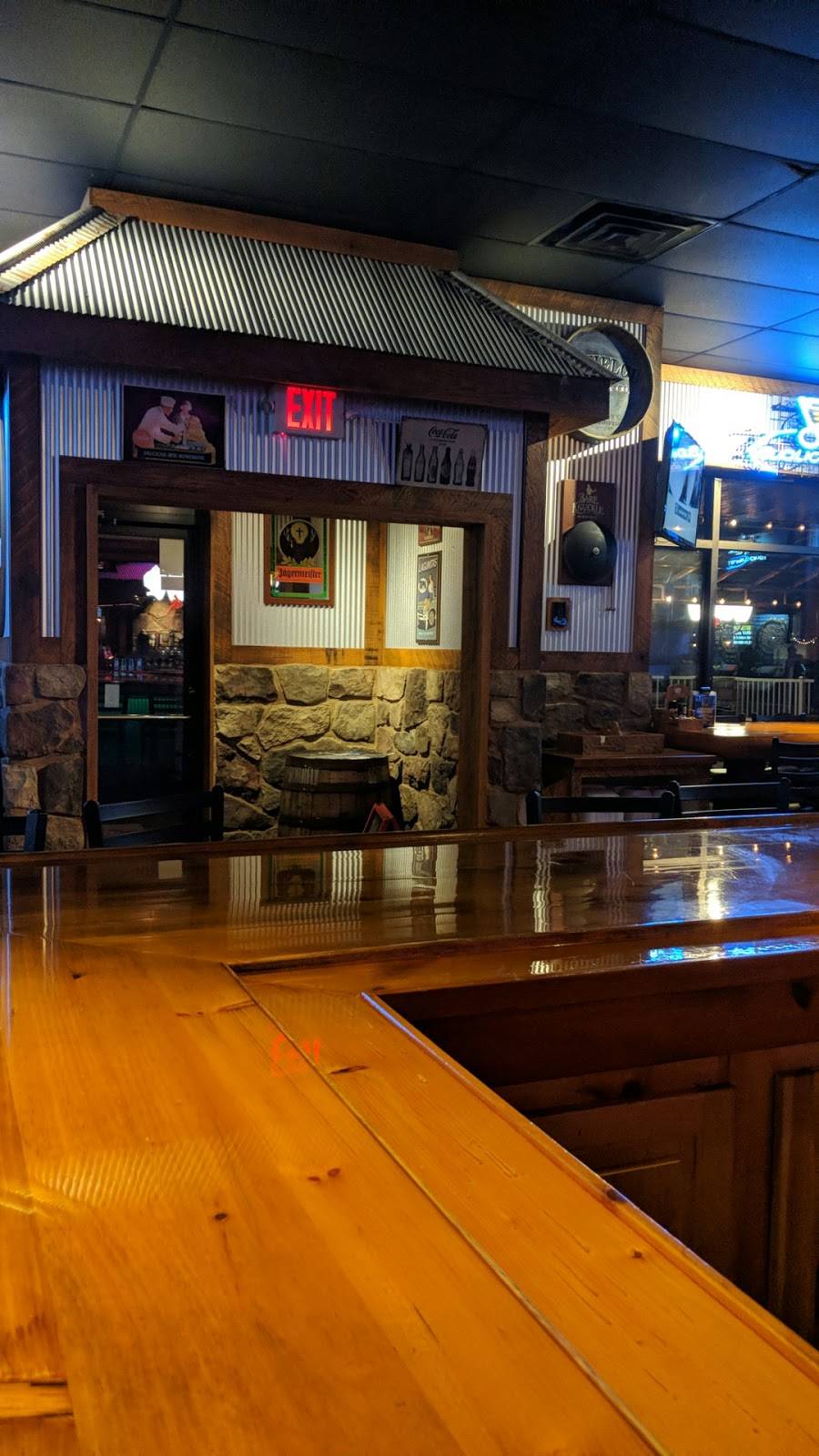 Bombshell Bar and Grill | restaurant | 3915 Mid Rivers Mall Dr, St Peters, MO 63376, USA | 6363063554 OR +1 636-306-3554