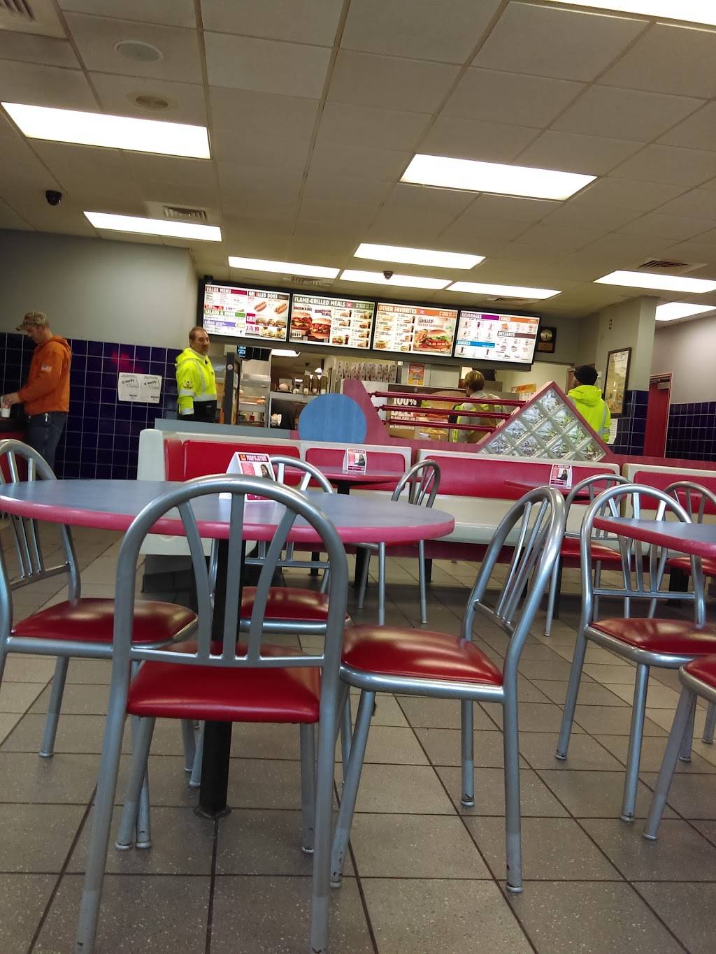 Burger King | restaurant | 104 Zane St, Wheeling, WV 26003, USA | 3042338813 OR +1 304-233-8813