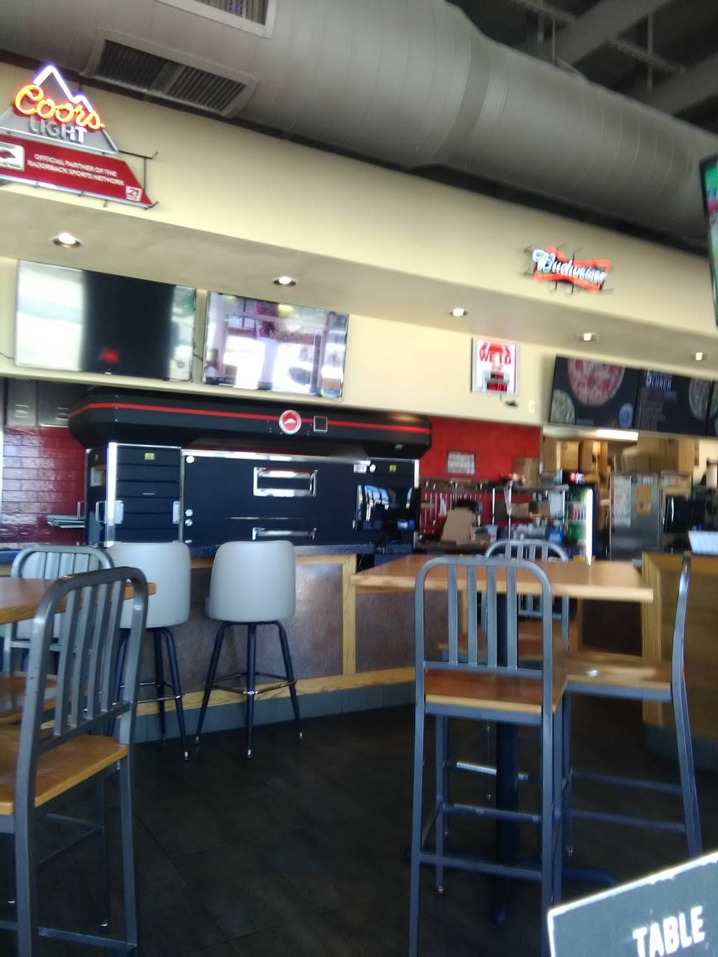 Pizza Hut | meal takeaway | 305 Highway 367 North, Newport, AR 72112, USA | 8705238961 OR +1 870-523-8961