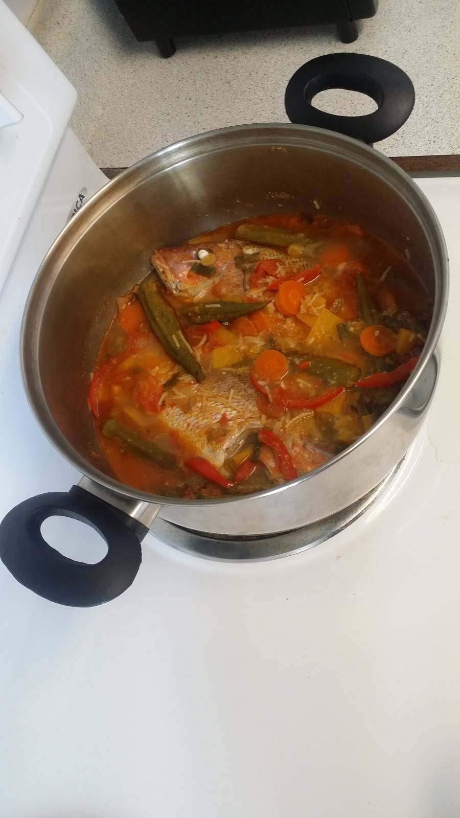 Island Flavour Jerk | restaurant | 91 Wellington St, London, ON N6B 2K5, Canada | 2266679905 OR +1 226-667-9905