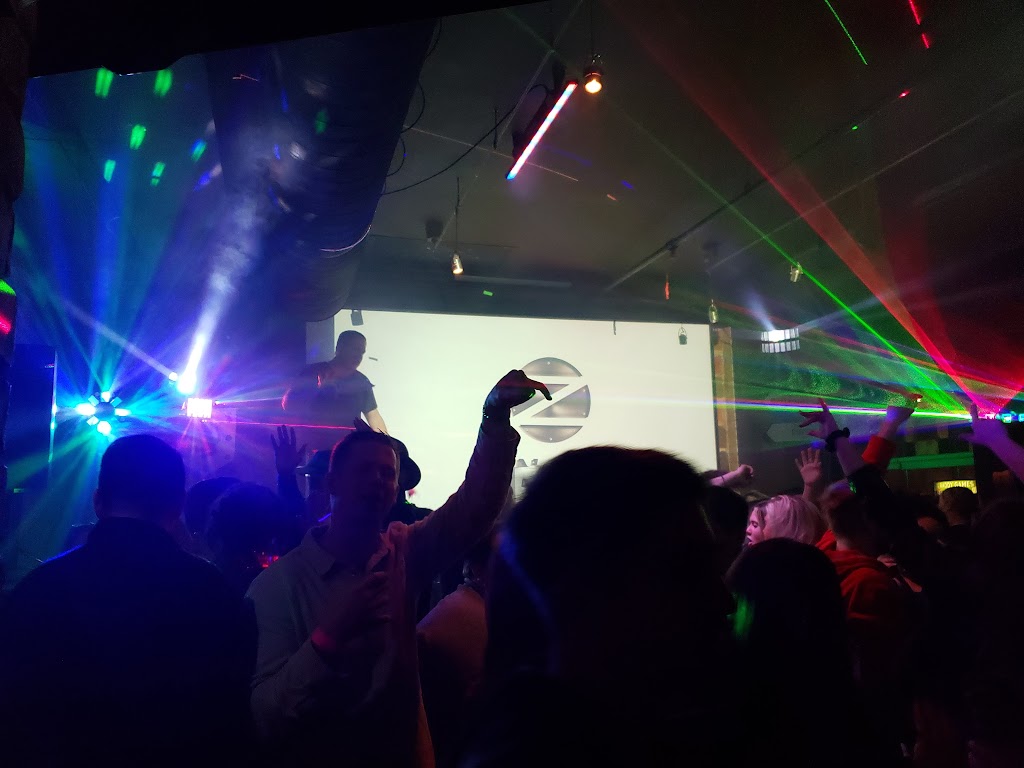 Trinity Three Irish Pubs | restaurant | 125 E Juneau Ave, Milwaukee, WI 53202, USA | 4142787033 OR +1 414-278-7033