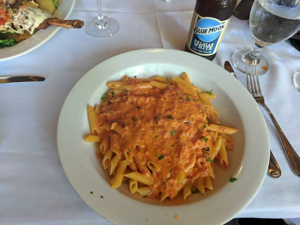 Ciros | restaurant | 74 Main St, Kings Park, NY 11754, USA | 6312692600 OR +1 631-269-2600