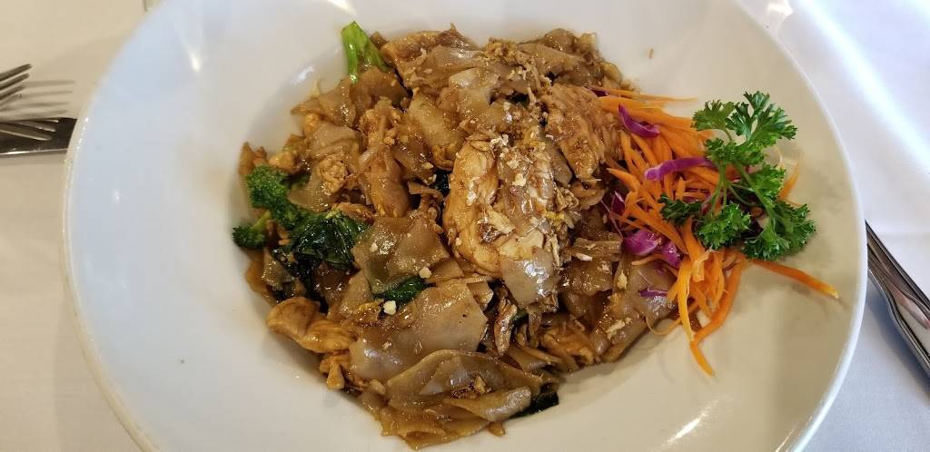 Phra Ram 9 | restaurant | 3705 Avocado Blvd, La Mesa, CA 91941, USA | 6196709099 OR +1 619-670-9099