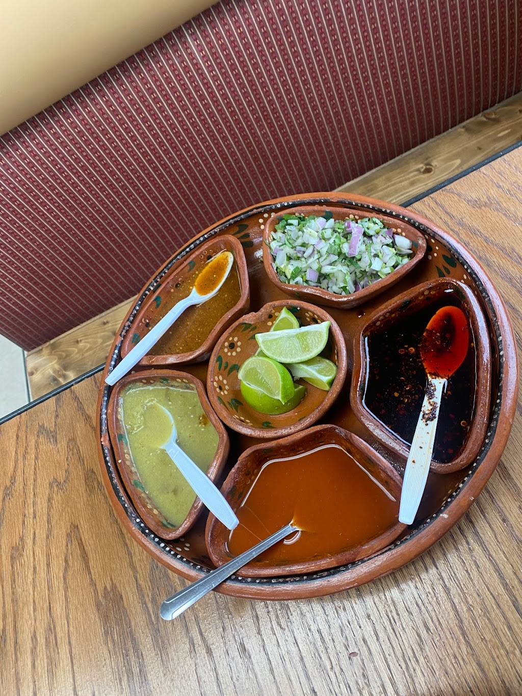 Sabrosito | restaurant | 409 W Nob Hill Blvd, Yakima, WA 98902, USA | 5093676609 OR +1 509-367-6609