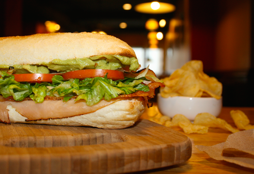 Picklemans Gourmet Cafe | meal delivery | 7442 Wornall Rd, Kansas City, MO 64114, USA | 8162145155 OR +1 816-214-5155