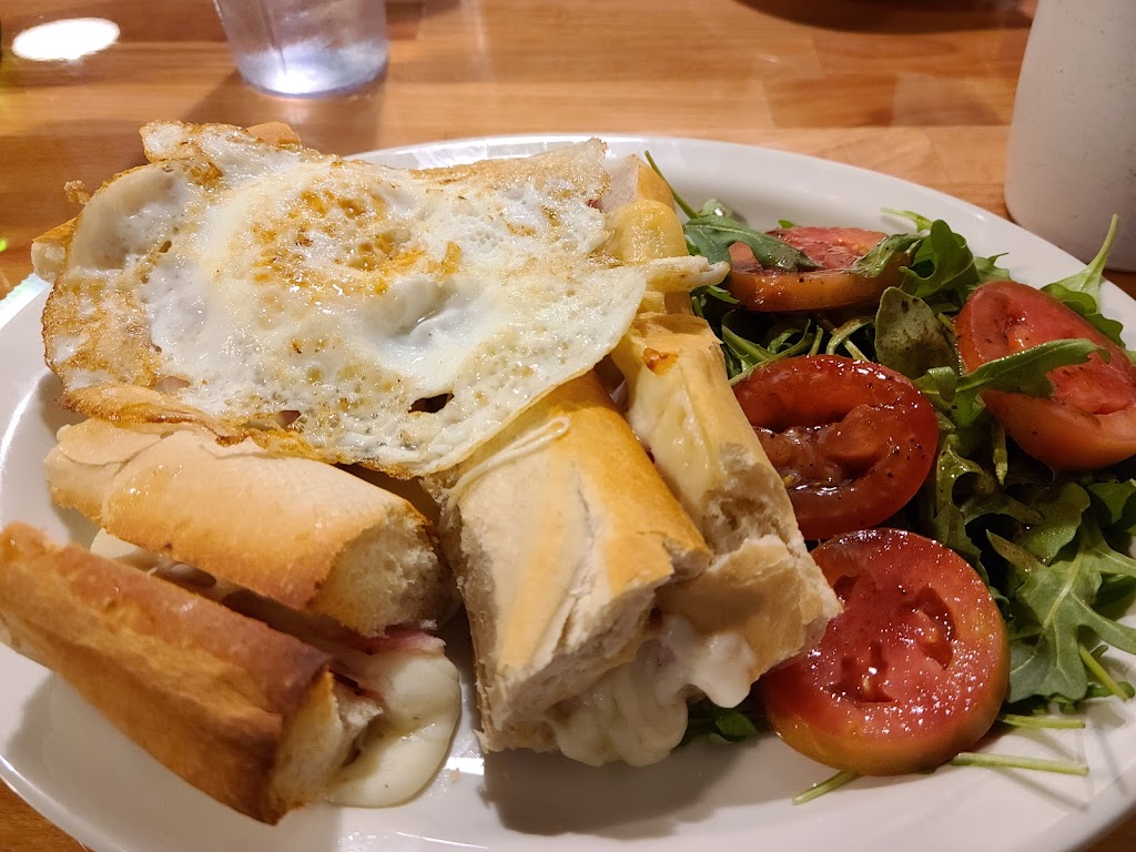 Cafe croissant | restaurant | 1684 Coral Way, Miami, FL 33145, USA | 7867177212 OR +1 786-717-7212