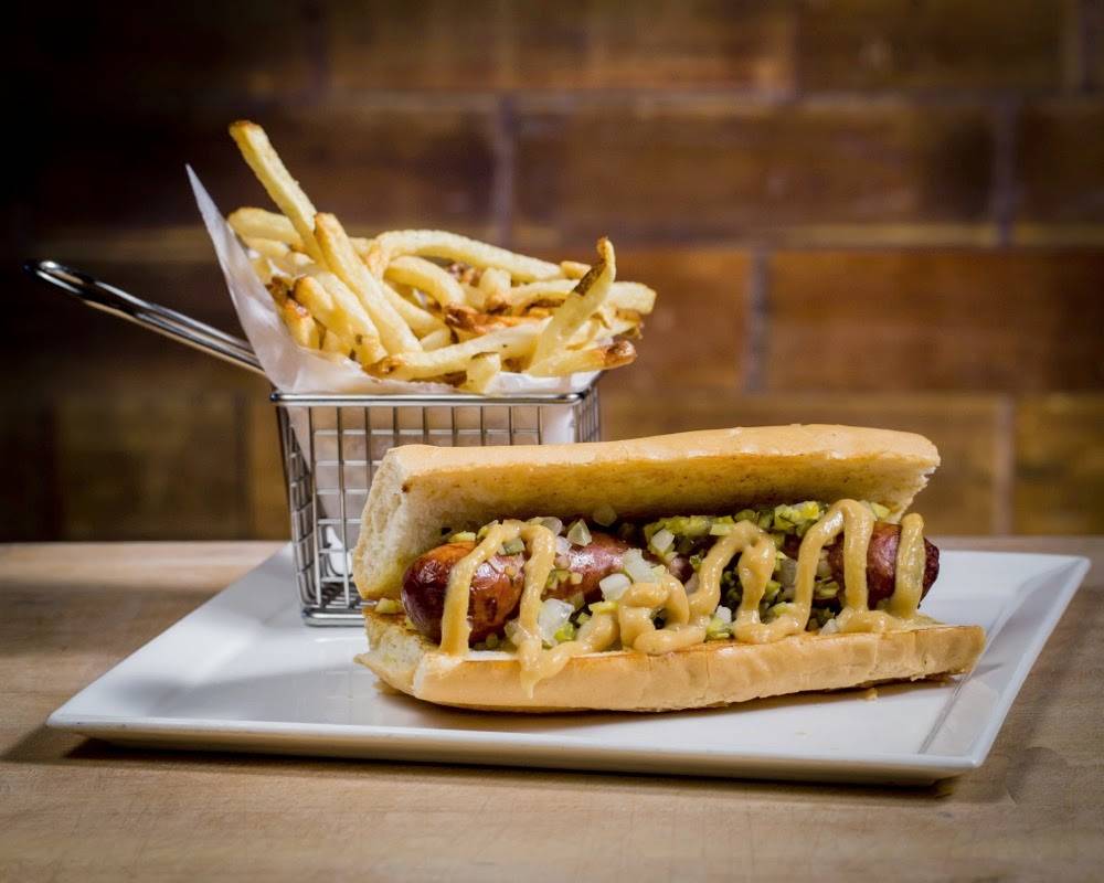 Mahogany Bar Hattiesburg | restaurant | 3810 Hardy St, Hattiesburg, MS 39402, USA | 6012640656 OR +1 601-264-0656