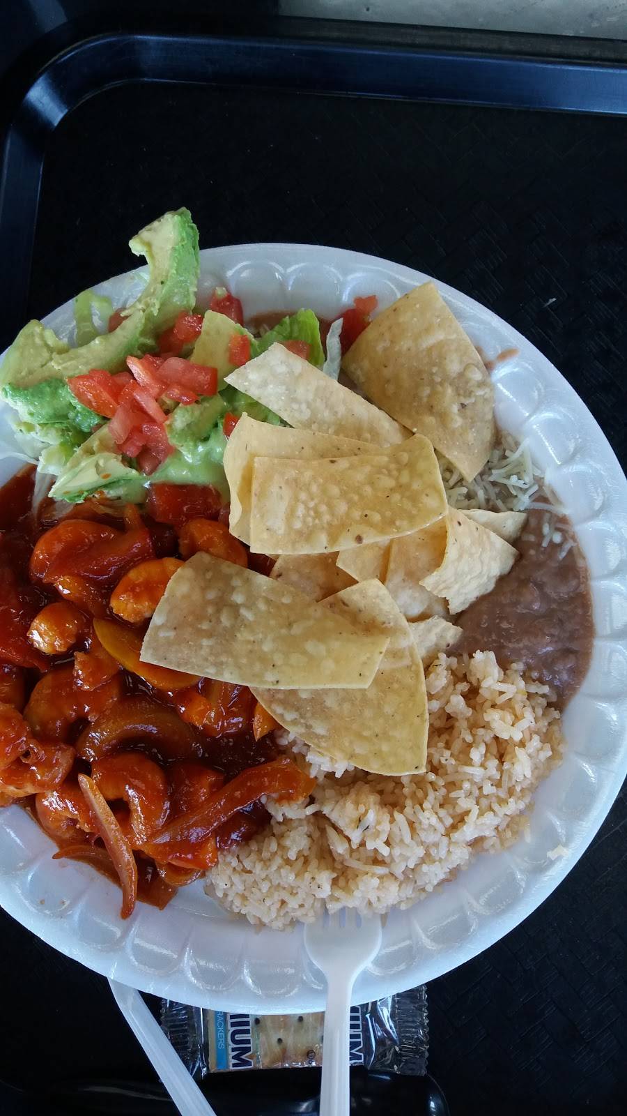 Gugus Tacos Restaurant | restaurant | 15317 Vanowen St, Van Nuys, CA 91406, USA | 8187817428 OR +1 818-781-7428