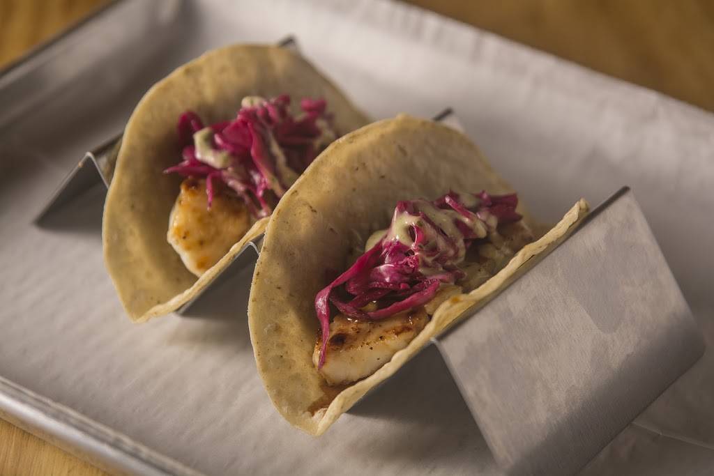 Revolution Taco | restaurant | 2015 Walnut St, Philadelphia, PA 19103, USA | 2676395681 OR +1 267-639-5681