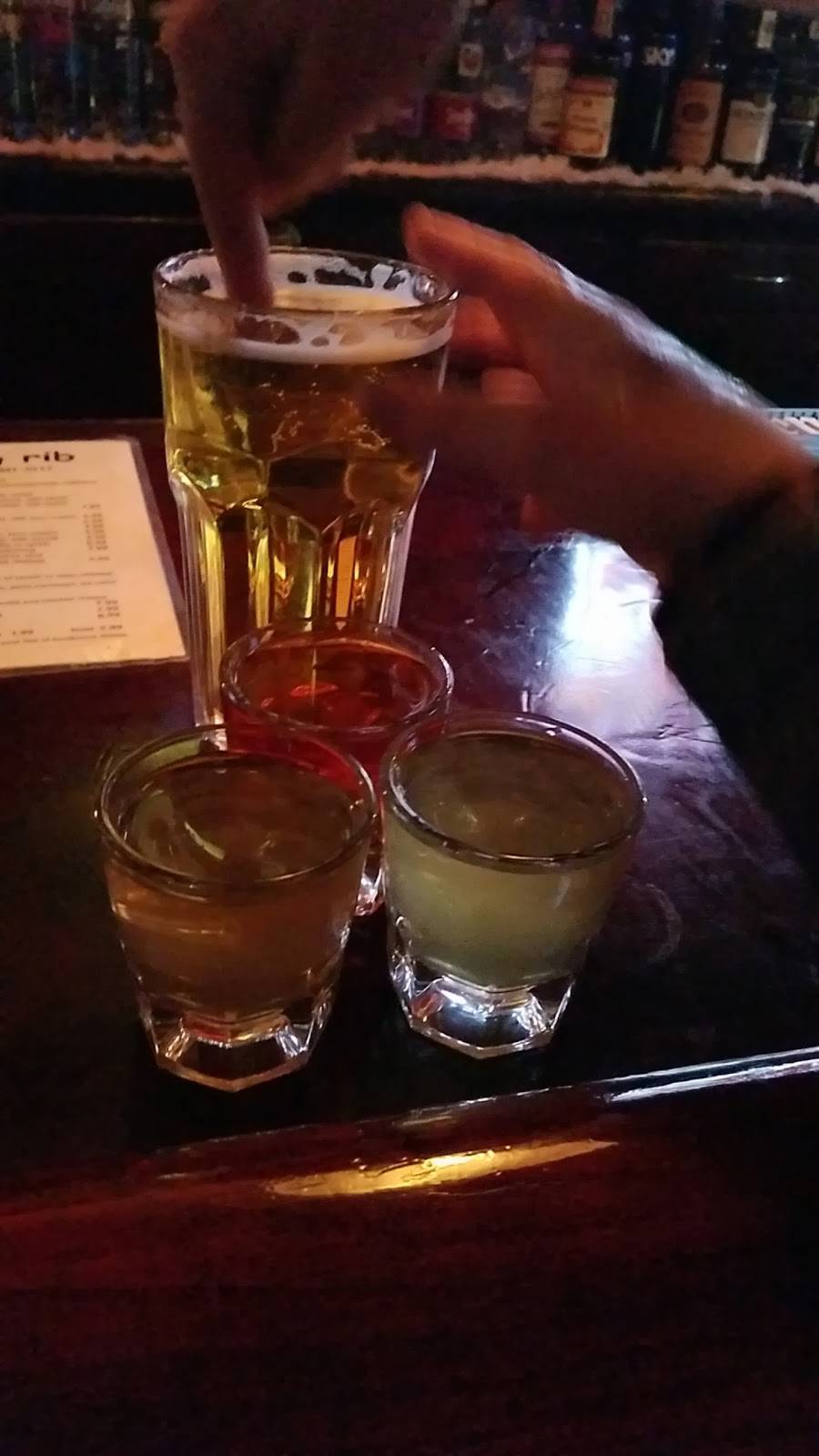 The Flying Rib | restaurant | 11926 Madison Ave, Lakewood, OH 44107, USA | 2165210117 OR +1 216-521-0117