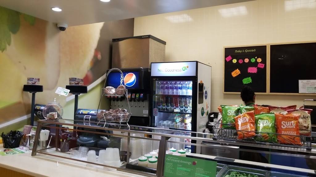 Salad Creations | restaurant | 11200 SW 8th St, Miami, FL 33172, USA | 3053487701 OR +1 305-348-7701