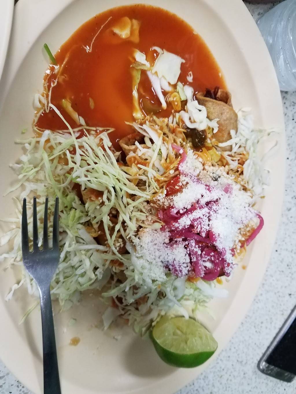 Islas De La Bahia | restaurant | 14405 Prairie Ave d, Lawndale, CA 90260, USA | 4242690680 OR +1 424-269-0680