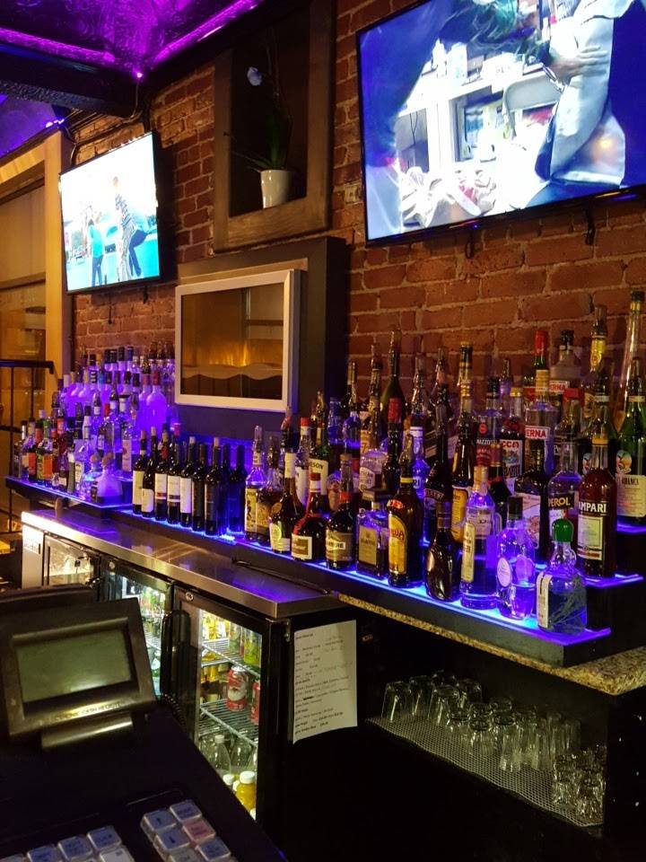 Cafe Pazzo | cafe | 150 Acorn St, Providence, RI 02903, USA | 4014551234 OR +1 401-455-1234