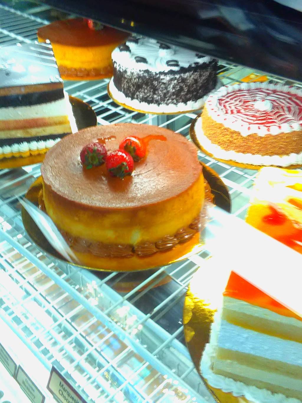 Pinecrest Bakery - Miller | bakery | 14764 SW 56th St, Miami, FL 33185, USA | 7862920355 OR +1 786-292-0355