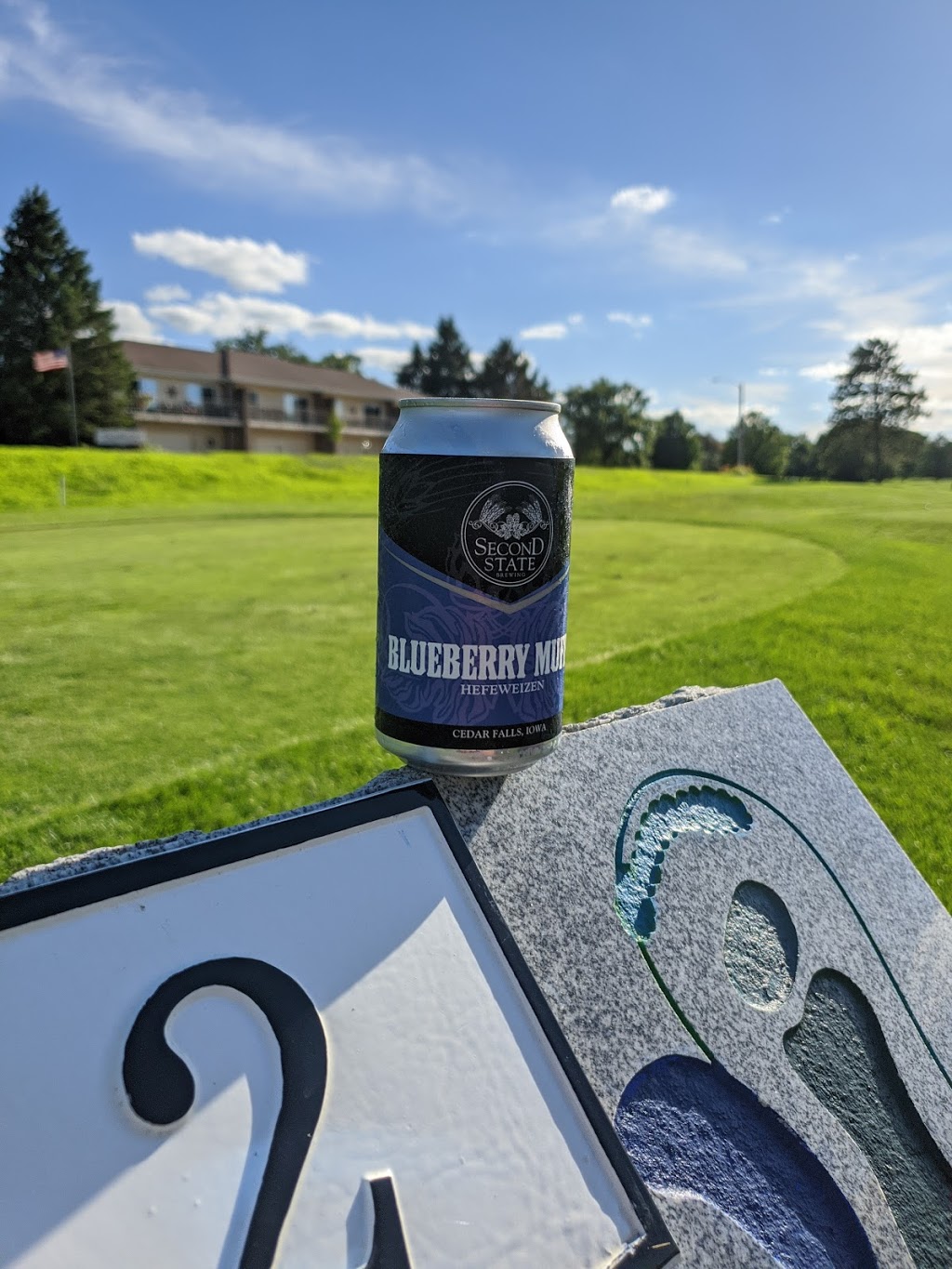 Waverly Golf & Country Club | restaurant | 705 8th St SW, Waverly, IA 50677, USA | 3193523855 OR +1 319-352-3855