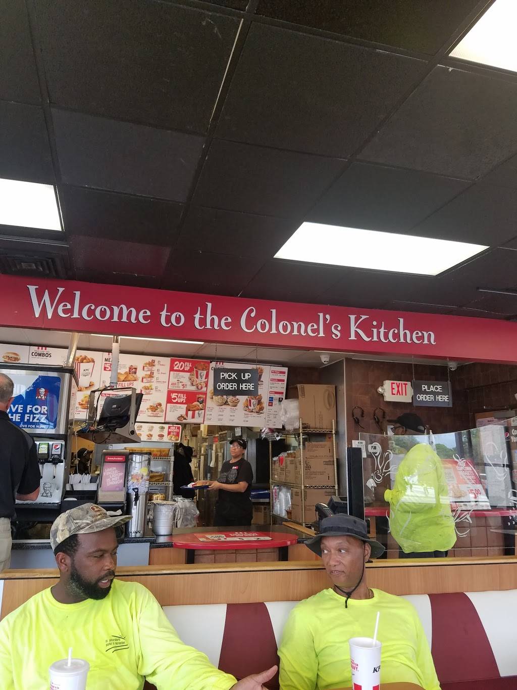 KFC | restaurant | 2430 34th St S, St. Petersburg, FL 33711, USA | 7273210937 OR +1 727-321-0937