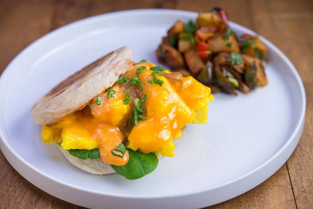 Bistro 24 | restaurant | 4655 Executive Dr, San Diego, CA 92121, USA | 8583143334 OR +1 858-314-3334