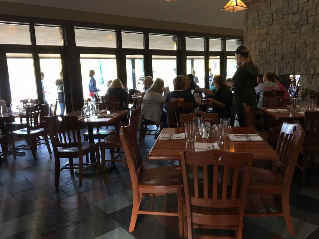 Boathouse Forest Park | restaurant | 6101 Government Dr, St. Louis, MO 63110, USA | 3143661555 OR +1 314-366-1555