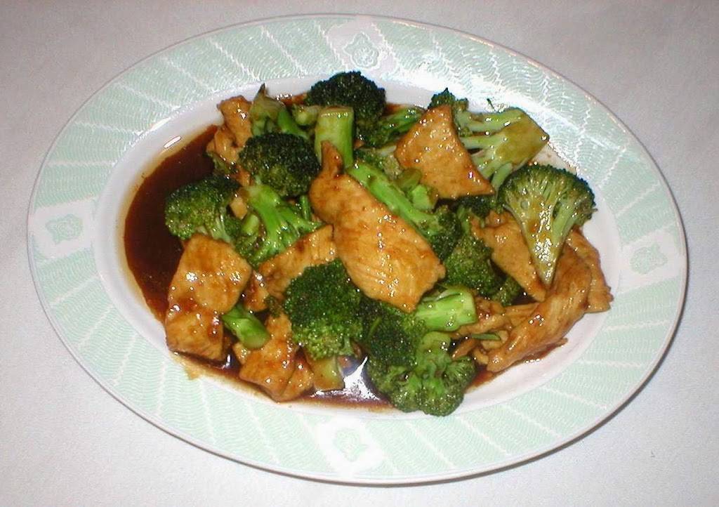 Ginger Beef | restaurant | 4815 Columbia Pike, Arlington, VA 22204, USA | 7035530077 OR +1 703-553-0077