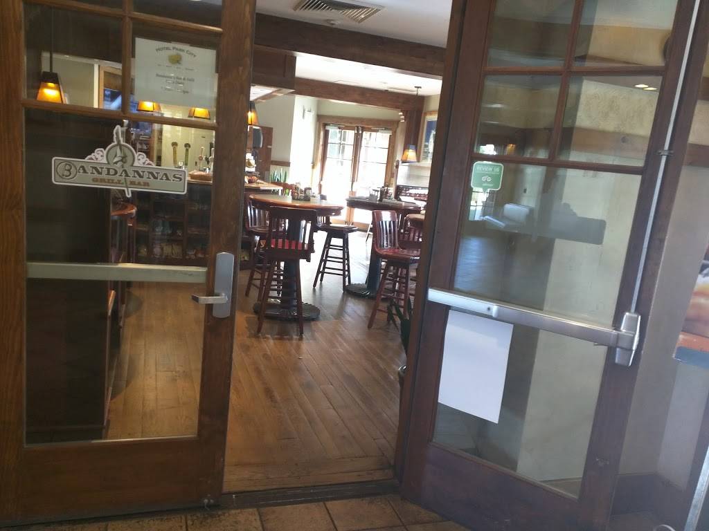 Bandannas Bar & Grill | restaurant | 2001 Thaynes Canyon Dr, Park City, UT 84060, USA | 4359405090 OR +1 435-940-5090
