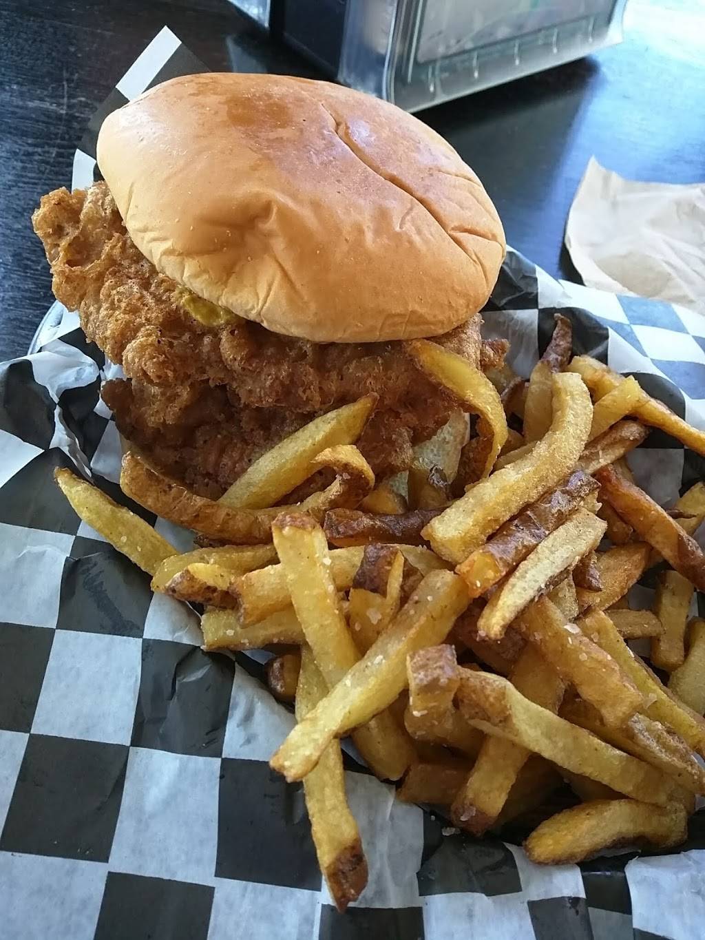 Freddys Cafe | restaurant | 16830 Barker Springs Rd # 400, Houston, TX 77084, USA | 2815792288 OR +1 281-579-2288