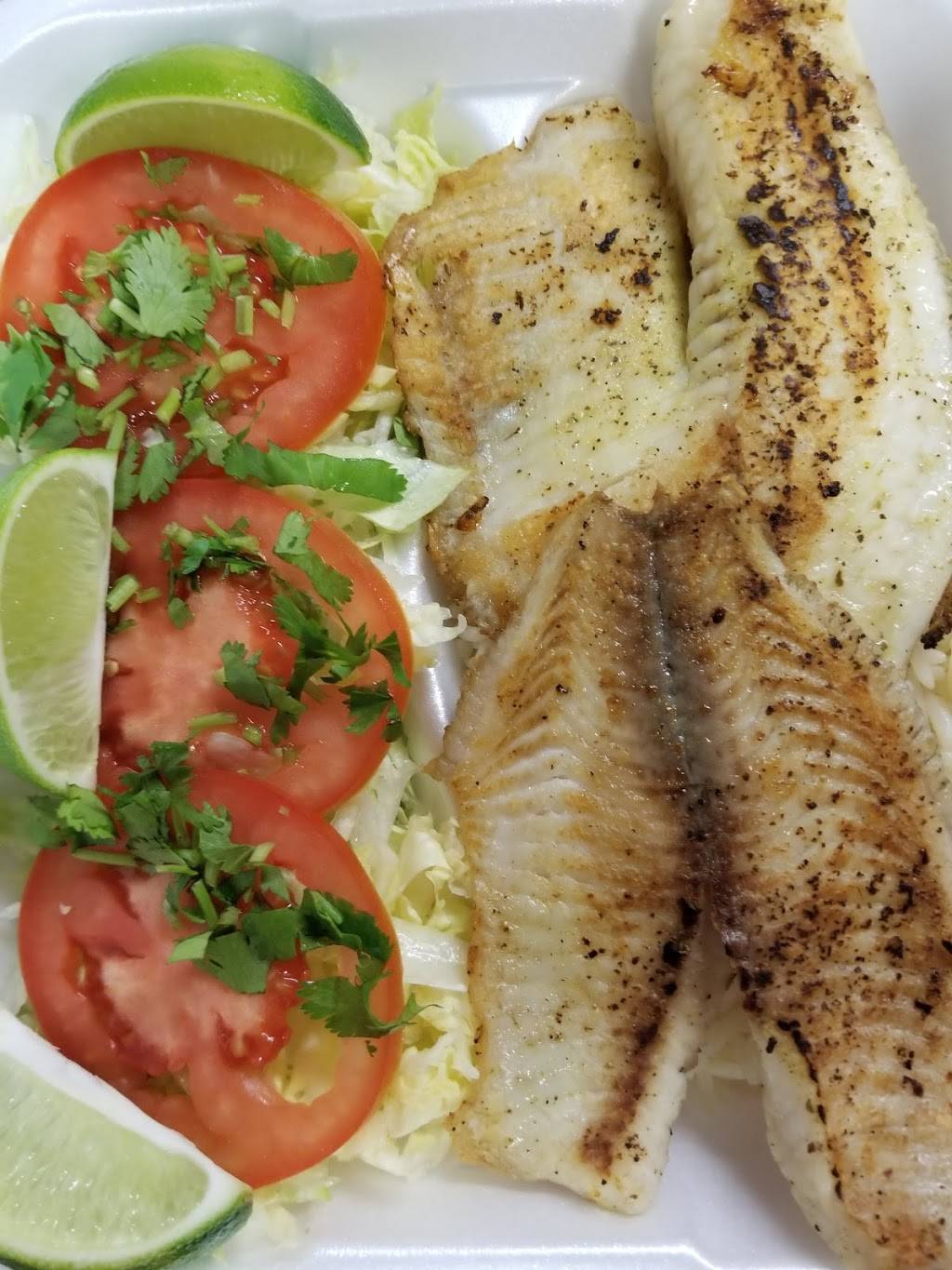 Hectors Mexican Food | restaurant | 3121 E Hillsborough Ave, Tampa, FL 33610, USA | 8132343646 OR +1 813-234-3646