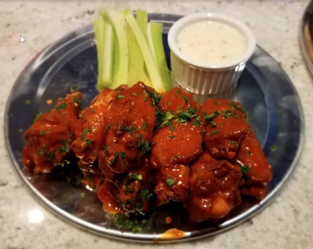 Tomato Joes Pizza & Taps | restaurant | 19167 Golden Valley Rd, Santa Clarita, CA 91387, USA | 6612507550 OR +1 661-250-7550