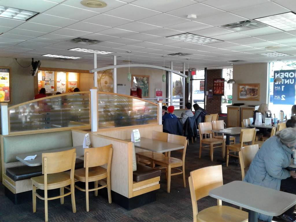 Wendys | restaurant | 15807 Frederick Rd, Rockville, MD 20855, USA | 3019487625 OR +1 301-948-7625