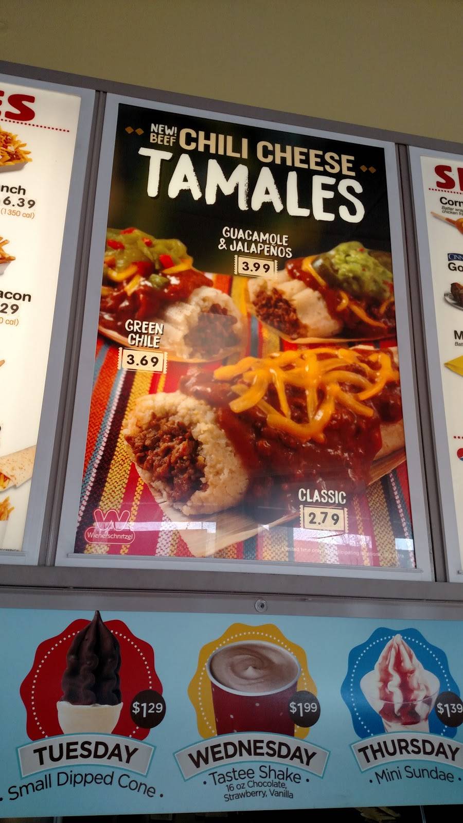 Wienerschnitzel | restaurant | 1708 Webster St, Alameda, CA 94501, USA | 5107691770 OR +1 510-769-1770