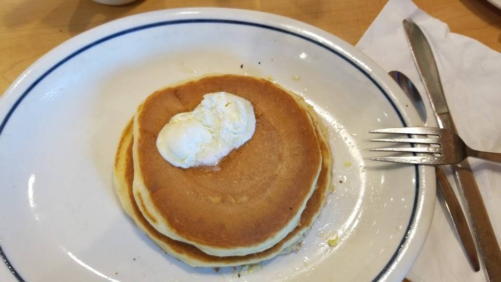 IHOP | bakery | 1068 E State Hwy 152, Mustang, OK 73064, USA | 4057308883 OR +1 405-730-8883