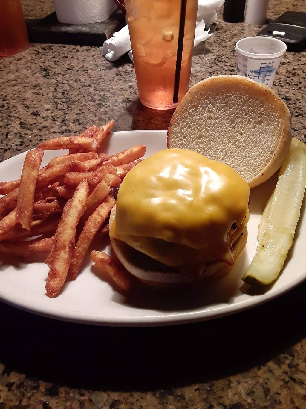 Edmund Pub | restaurant | 5531 Edmund Hwy, Lexington, SC 29073, USA | 8038079114 OR +1 803-807-9114