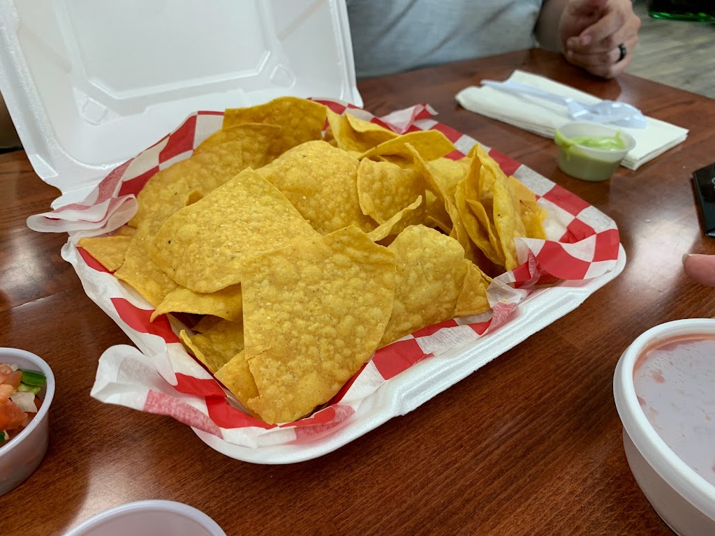 El Charro | restaurant | 1302 S Canal St, Carlsbad, NM 88220, USA | 5753614724 OR +1 575-361-4724