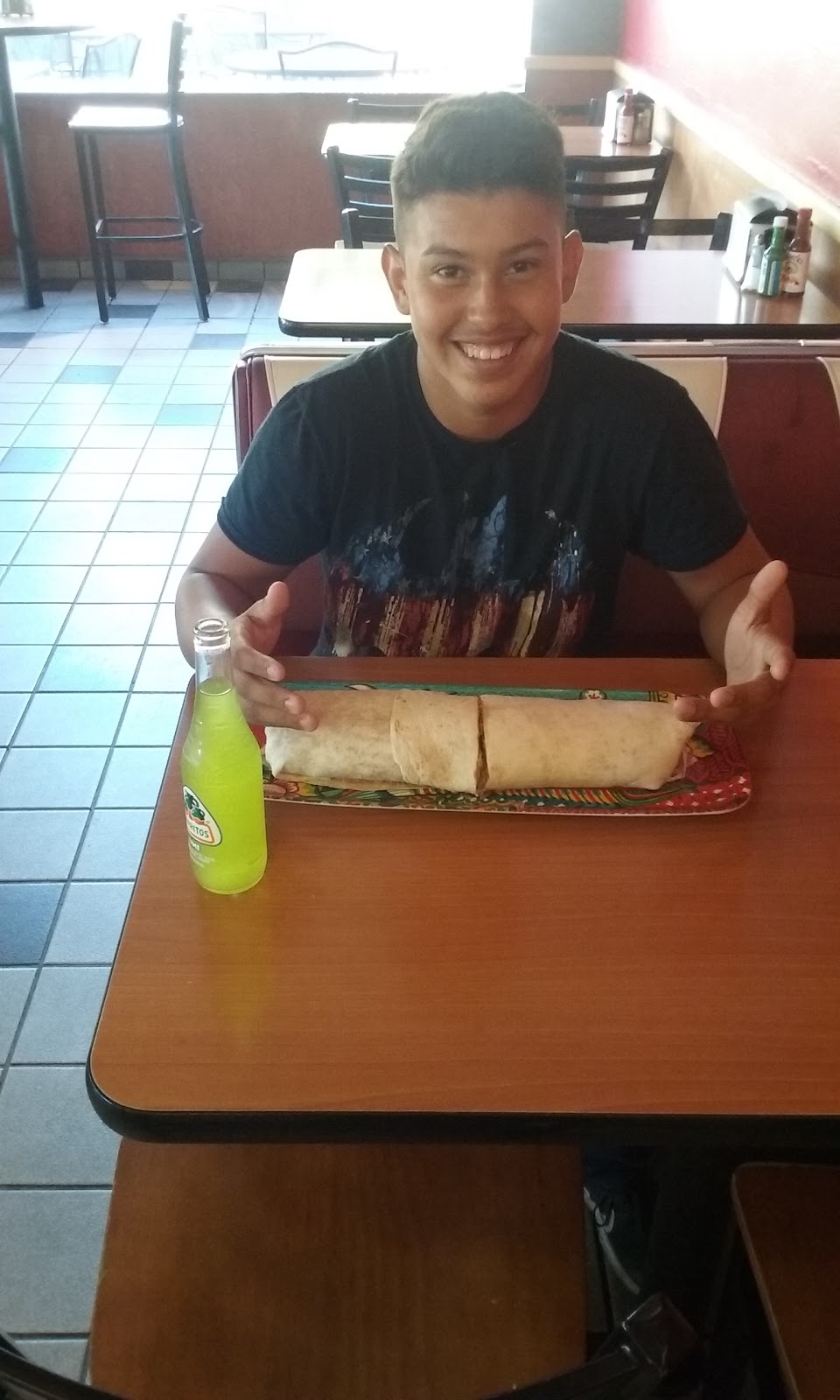 Salsas Taco Bar | restaurant | 95 Mt Hermon Rd, Scotts Valley, CA 95066, USA | 8314382567 OR +1 831-438-2567