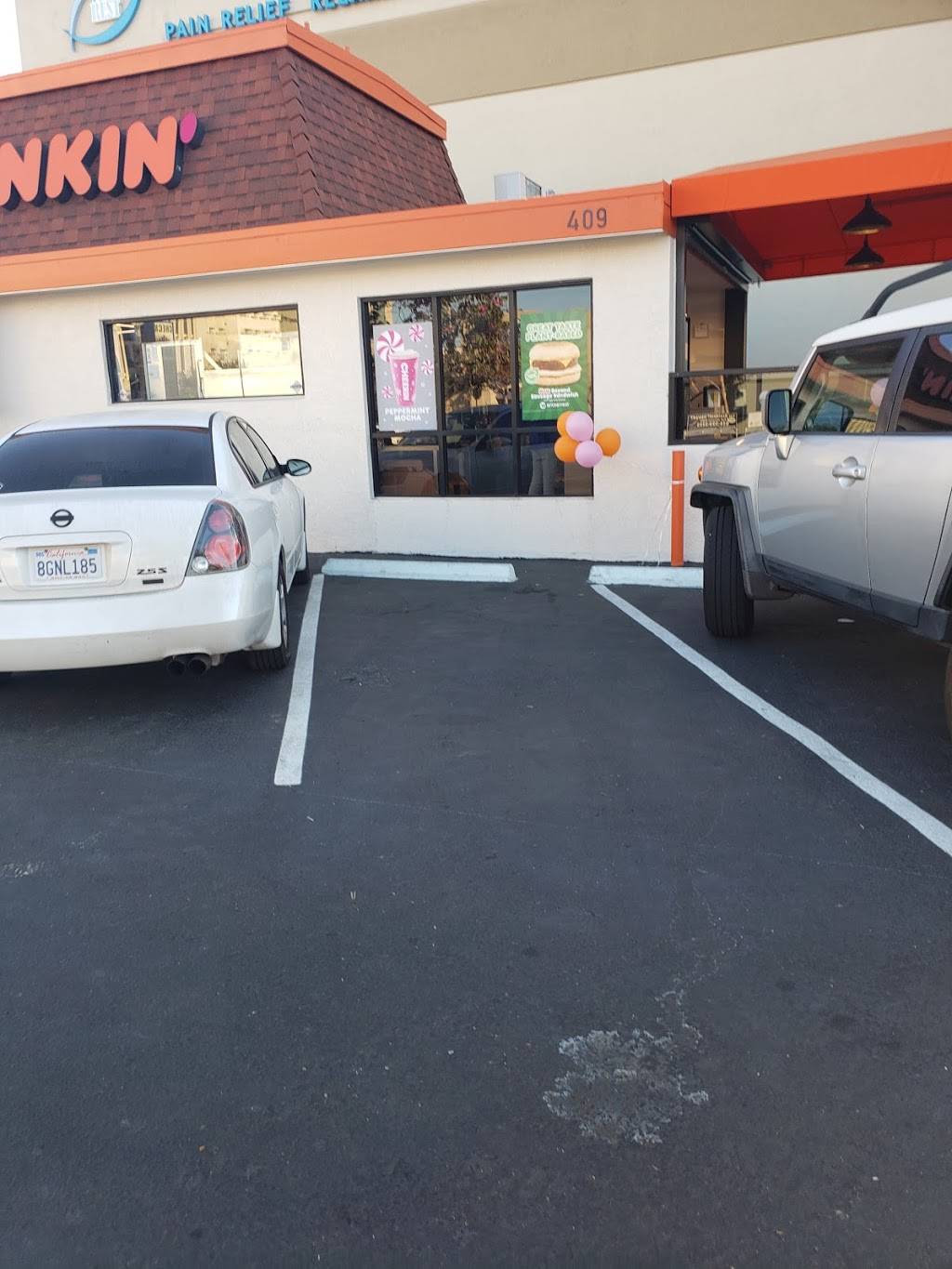 Dunkin | bakery | 409 Washington St, San Diego, CA 92103, USA | 6194394432 OR +1 619-439-4432