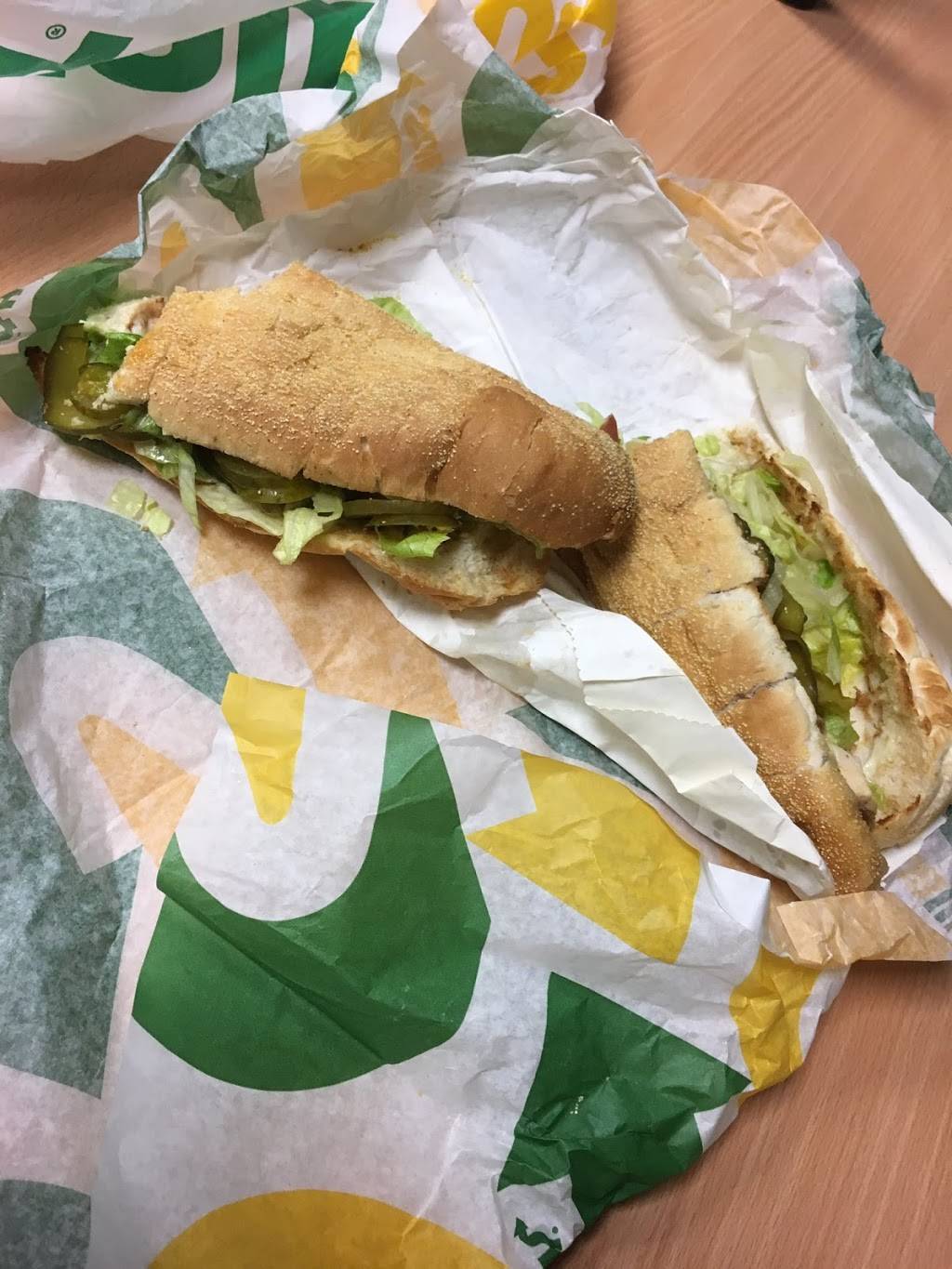 Subway | restaurant | 12766 Chillicothe Rd, Chesterland, OH 44026, USA | 4407298404 OR +1 440-729-8404