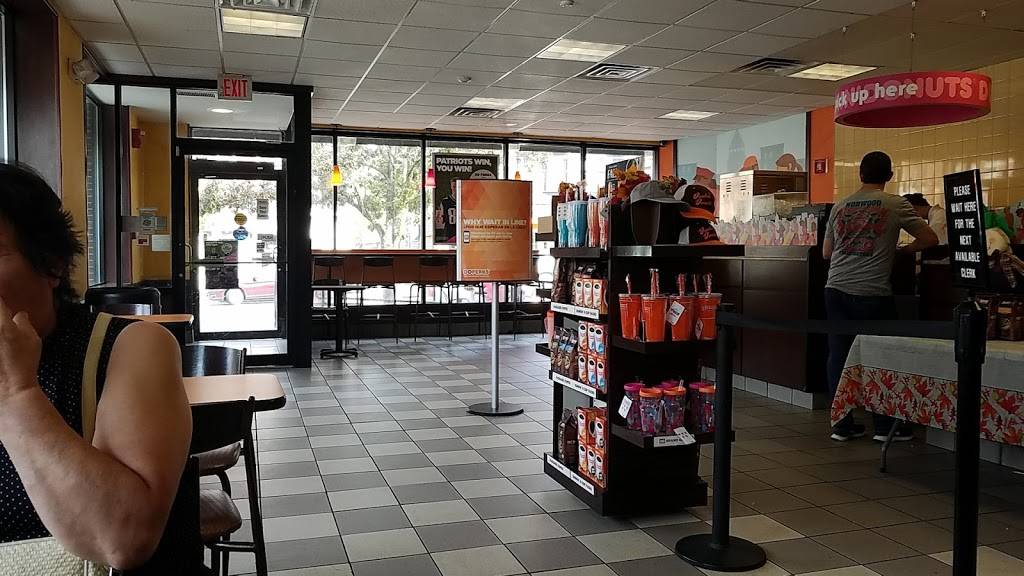 Dunkin | bakery | 129 Main St, North Andover, MA 01845, USA | 9787940466 OR +1 978-794-0466