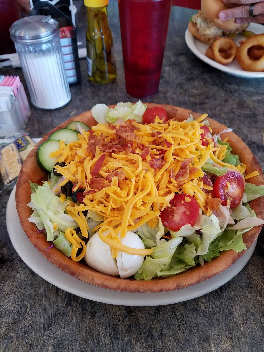 Tnt Cafe | restaurant | 805 E Sam Rayburn Dr, Bonham, TX 75418, USA | 9036404649 OR +1 903-640-4649