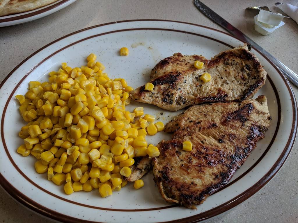 Leos Coney | restaurant | 22373 Eureka Rd, Taylor, MI 48180, USA | 7347207307 OR +1 734-720-7307