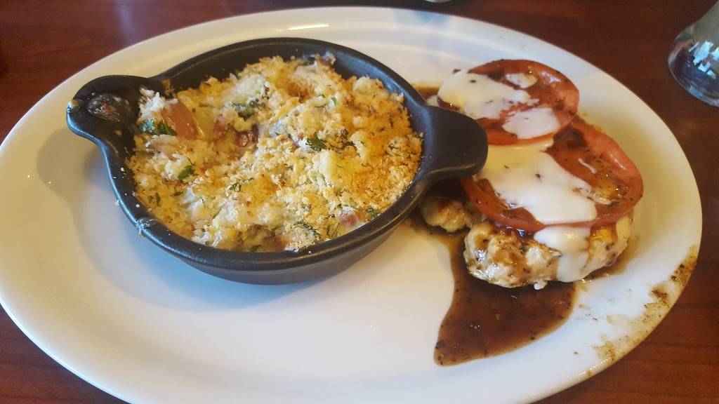 Ruby Tuesday | restaurant | 1764 US-31, Traverse City, MI 49686, USA | 2319389220 OR +1 231-938-9220