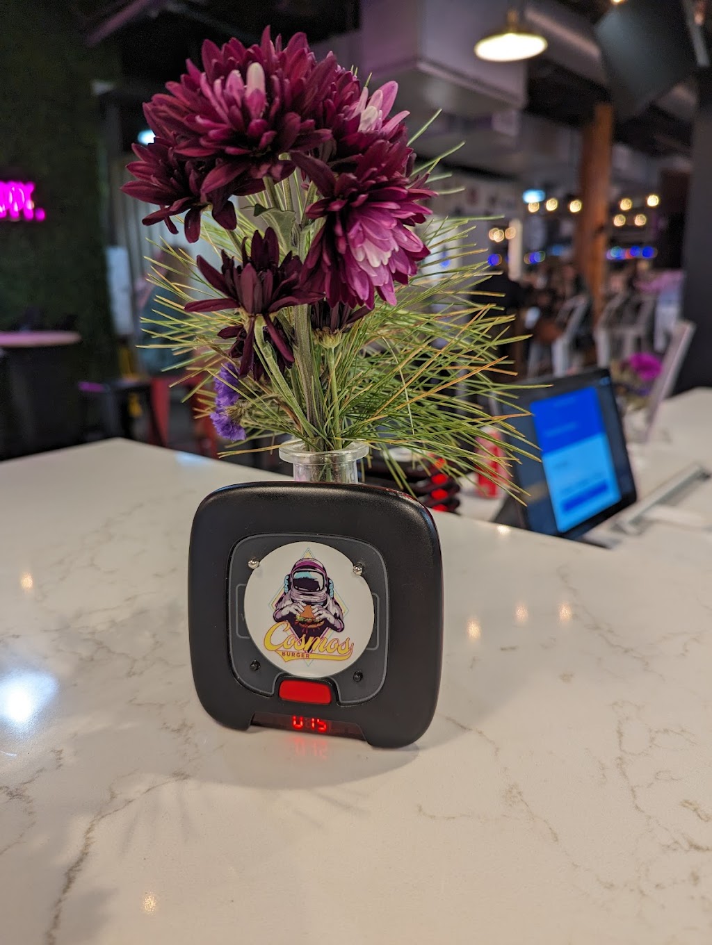 Cosmos Burger | restaurant | 890 Palomar Airport Rd, Carlsbad, CA 92011, USA | 7606079227 OR +1 760-607-9227