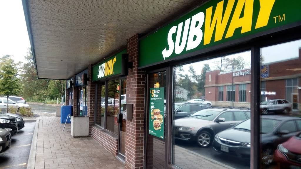 Subway | meal takeaway | 5511 Manotick Main St, Manotick, ON K4M 1A3, Canada | 6136920112 OR +1 613-692-0112