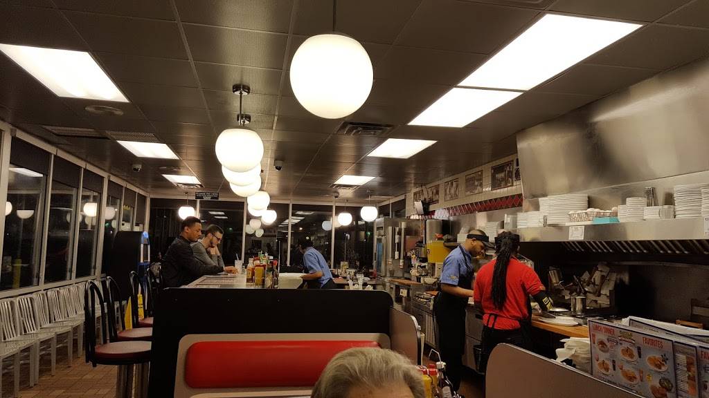 Waffle House | meal takeaway | 5111 Ross Ave, Dallas, TX 75206, USA | 2148242539 OR +1 214-824-2539