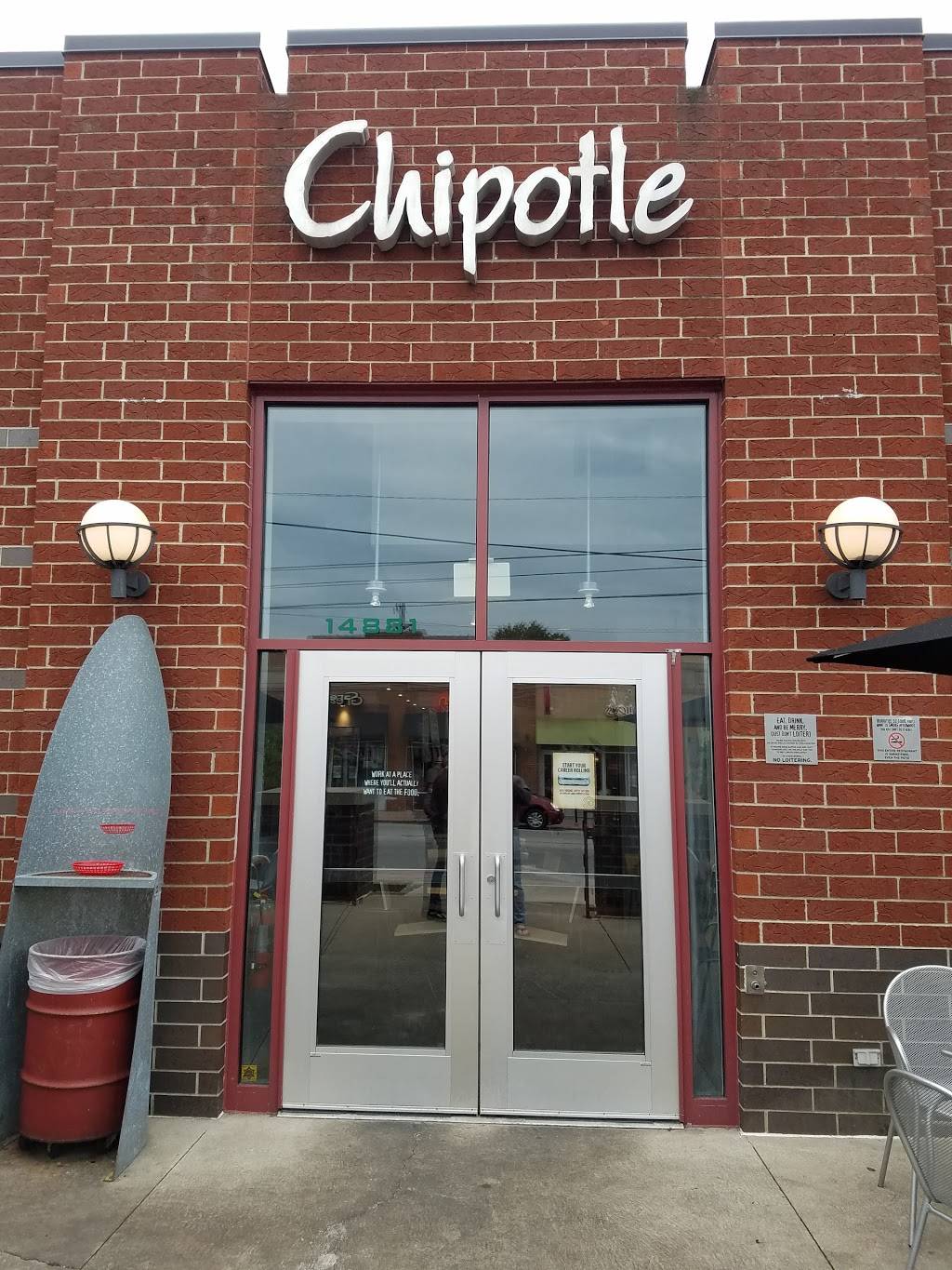 Chipotle Mexican Grill | restaurant | 14881 Detroit Ave, Lakewood, OH 44107, USA | 2162219100 OR +1 216-221-9100