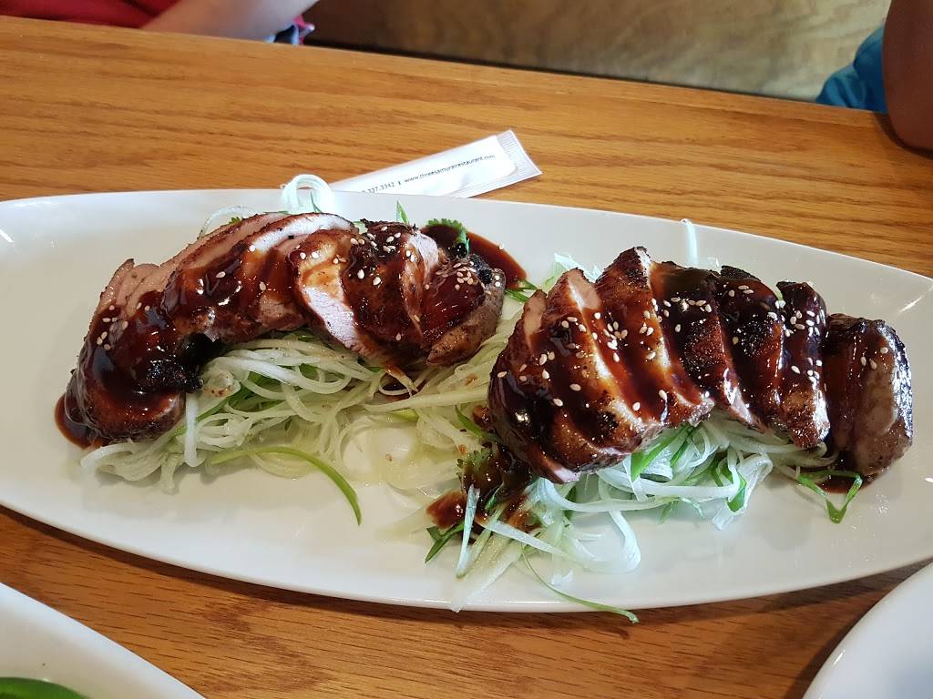 Three Samurai Japanese Restaurant | restaurant | 1801 2nd St #200, Coralville, IA 52241, USA | 3193373340 OR +1 319-337-3340