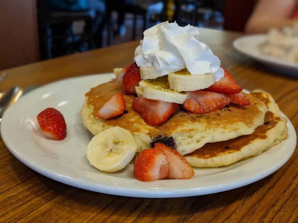 Dennys | restaurant | 434 Eastern Pkwy, Louisville, KY 40217, USA | 5026362538 OR +1 502-636-2538